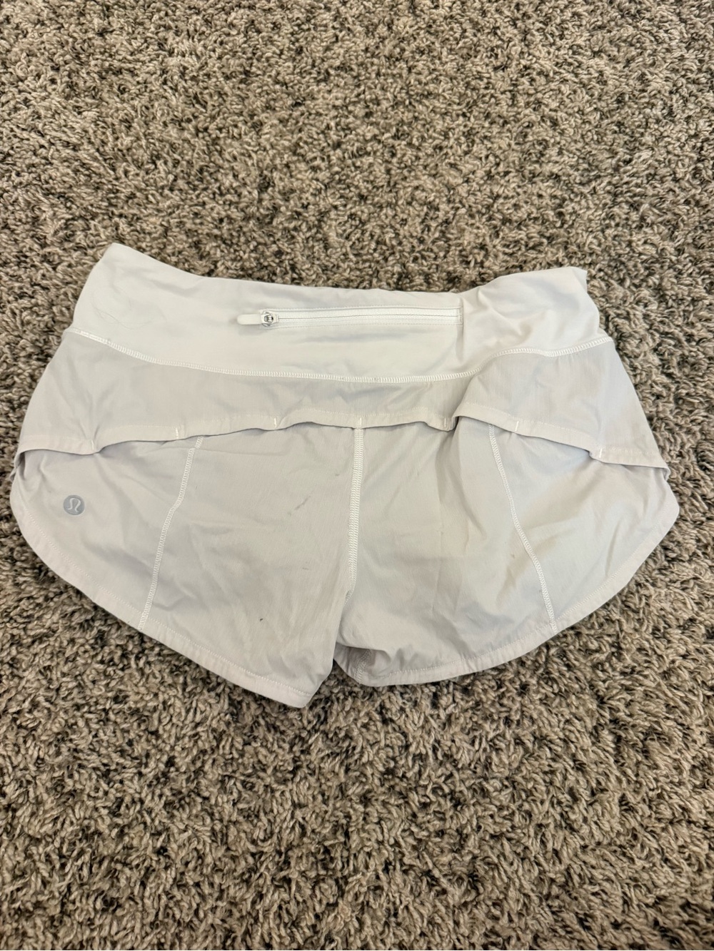 white lulu speed up shorts